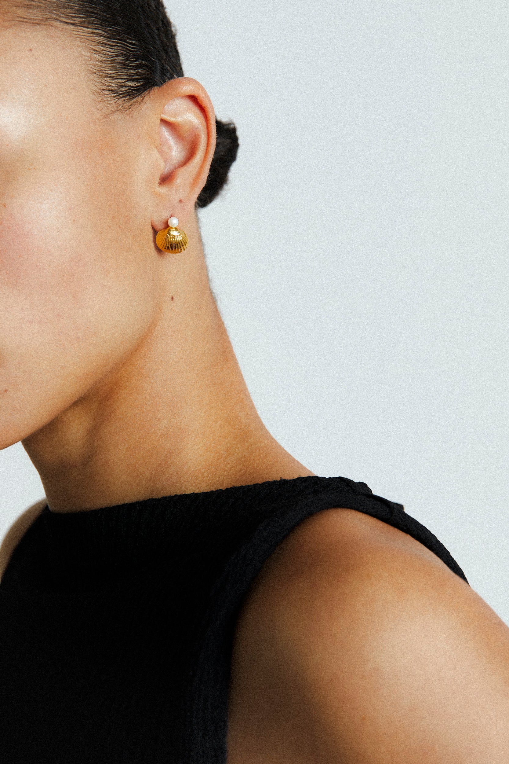 Seashell Pearl Earrings