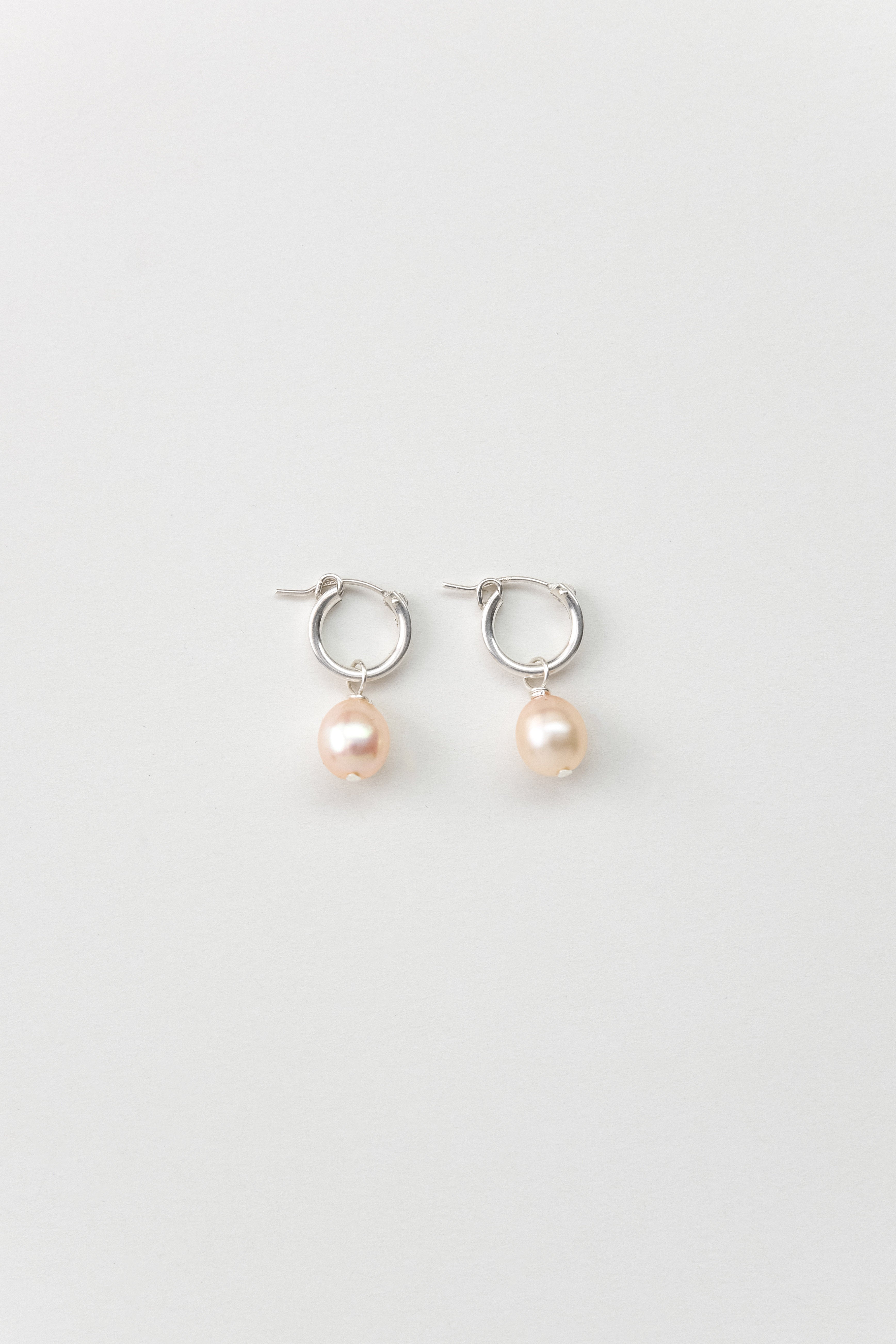 Darya Earrings Peach