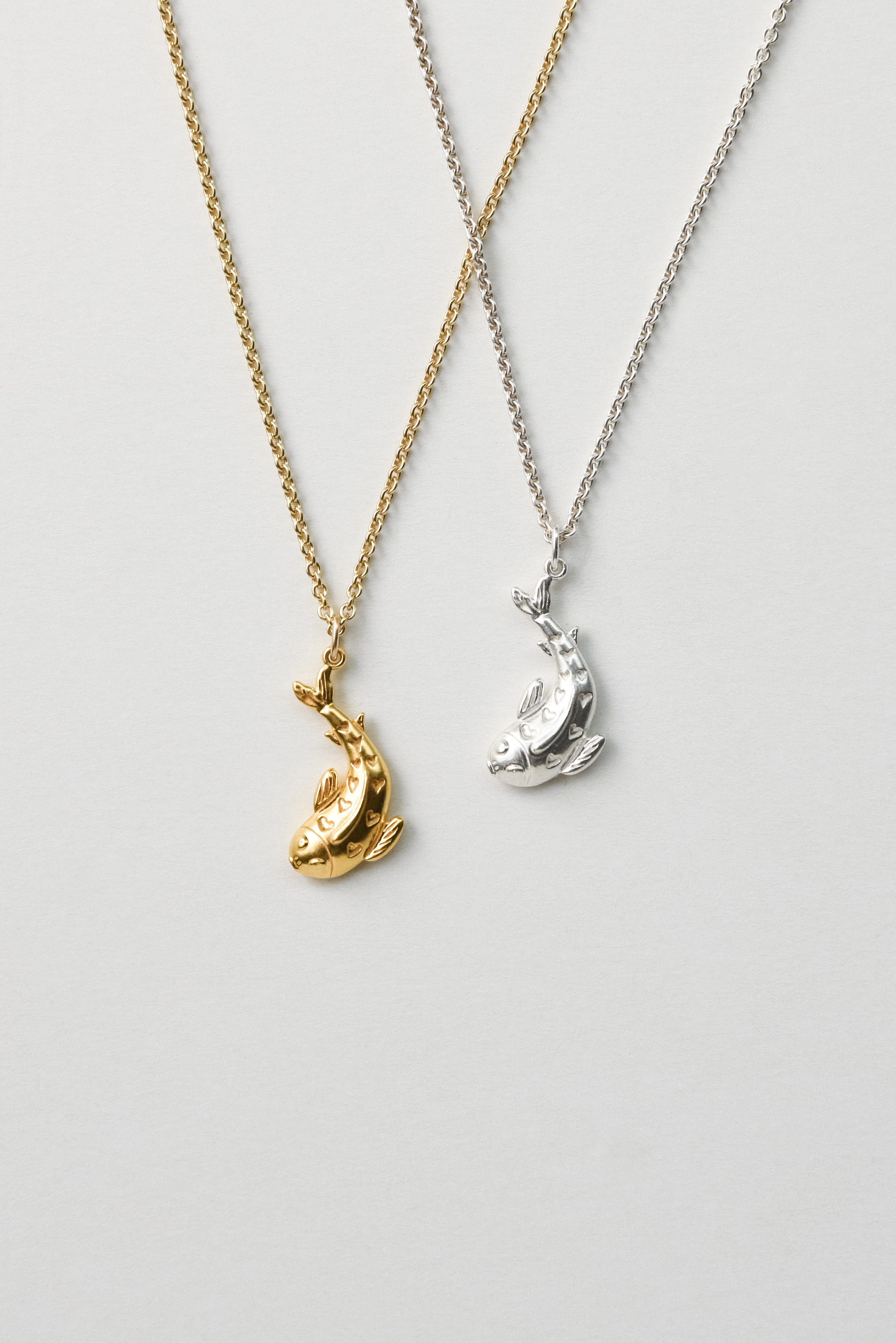 Aida x Dora Dalila Cheffi Kissing Fish Amulet