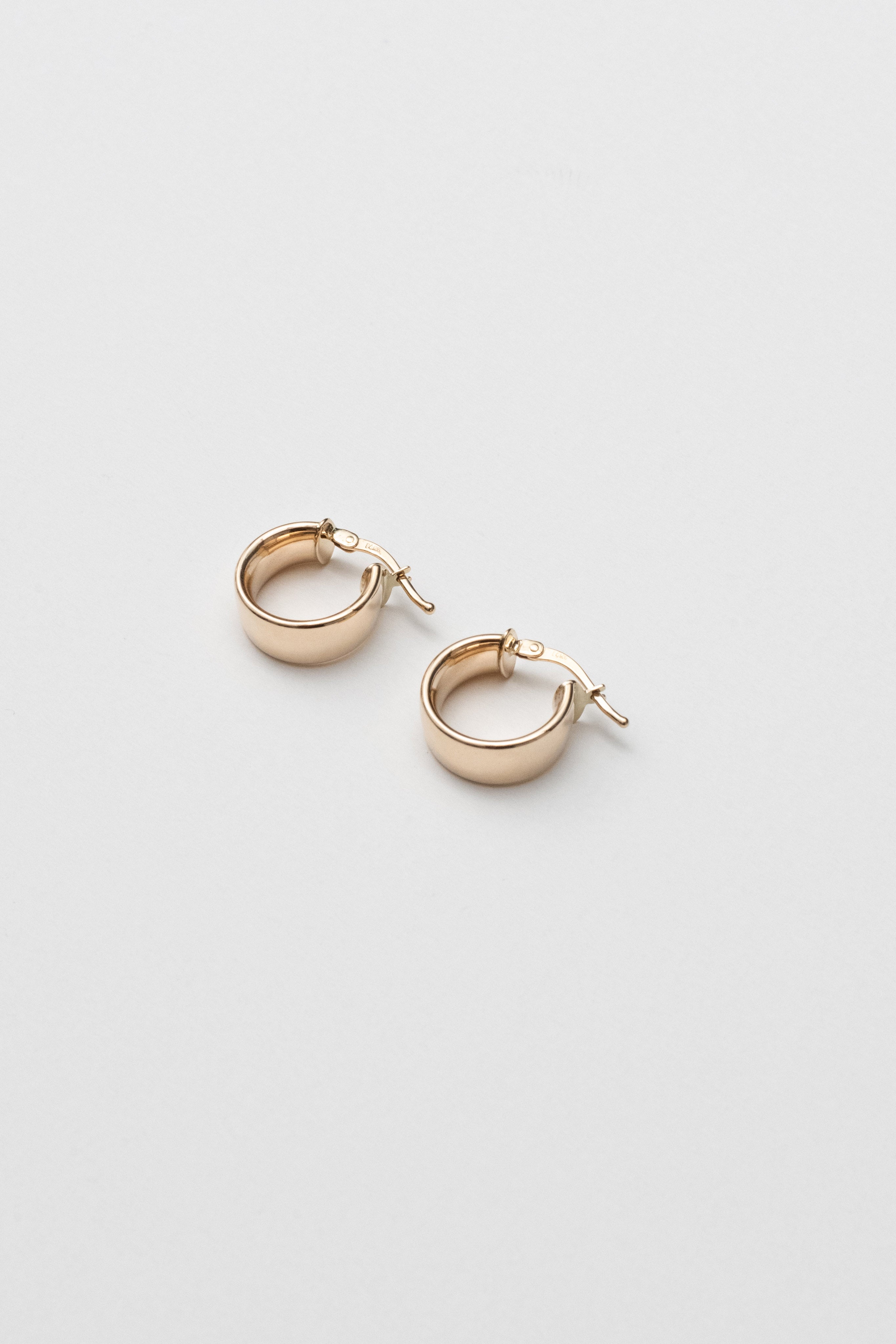 Cora 14k Hoops