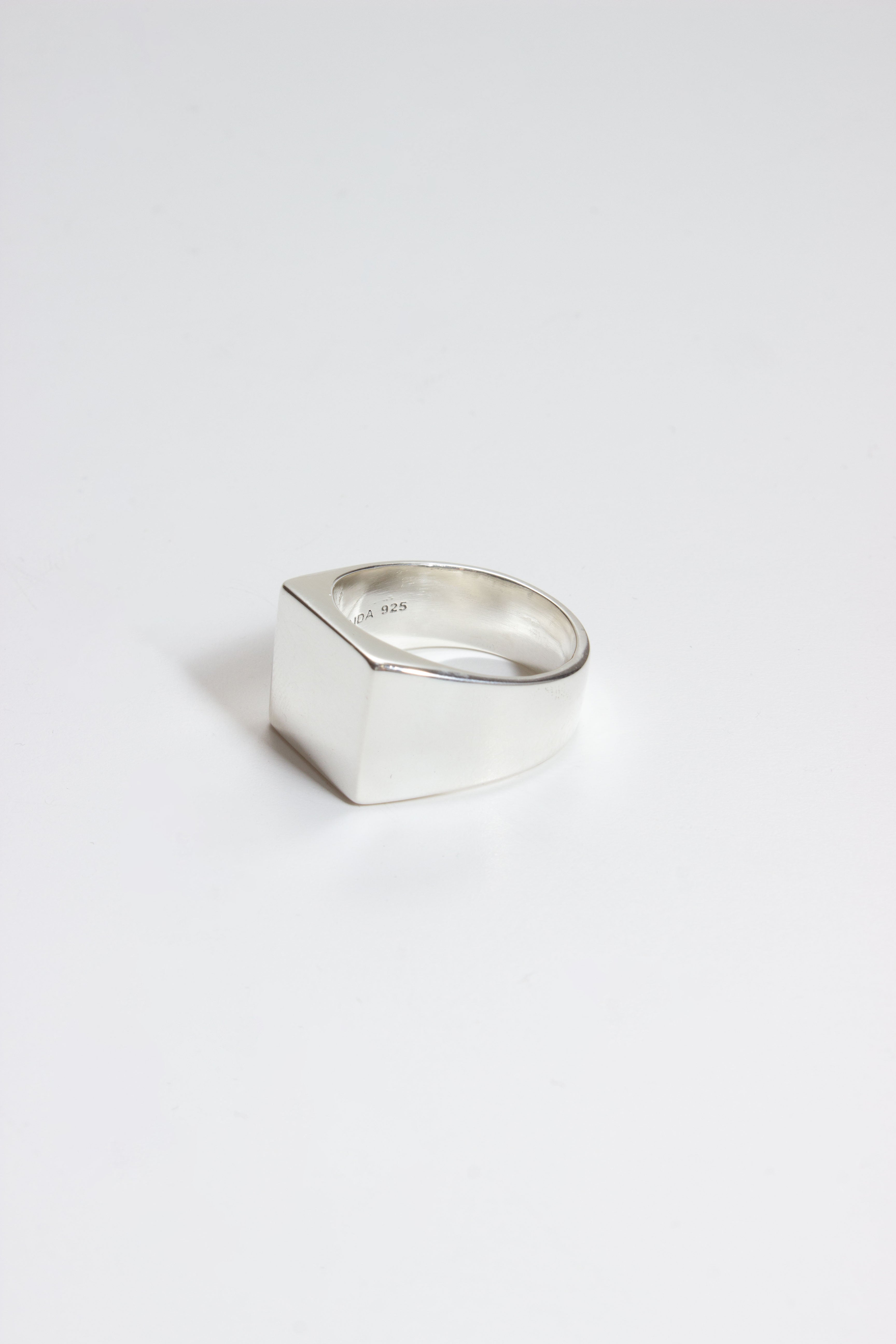 Aida Signet Ring