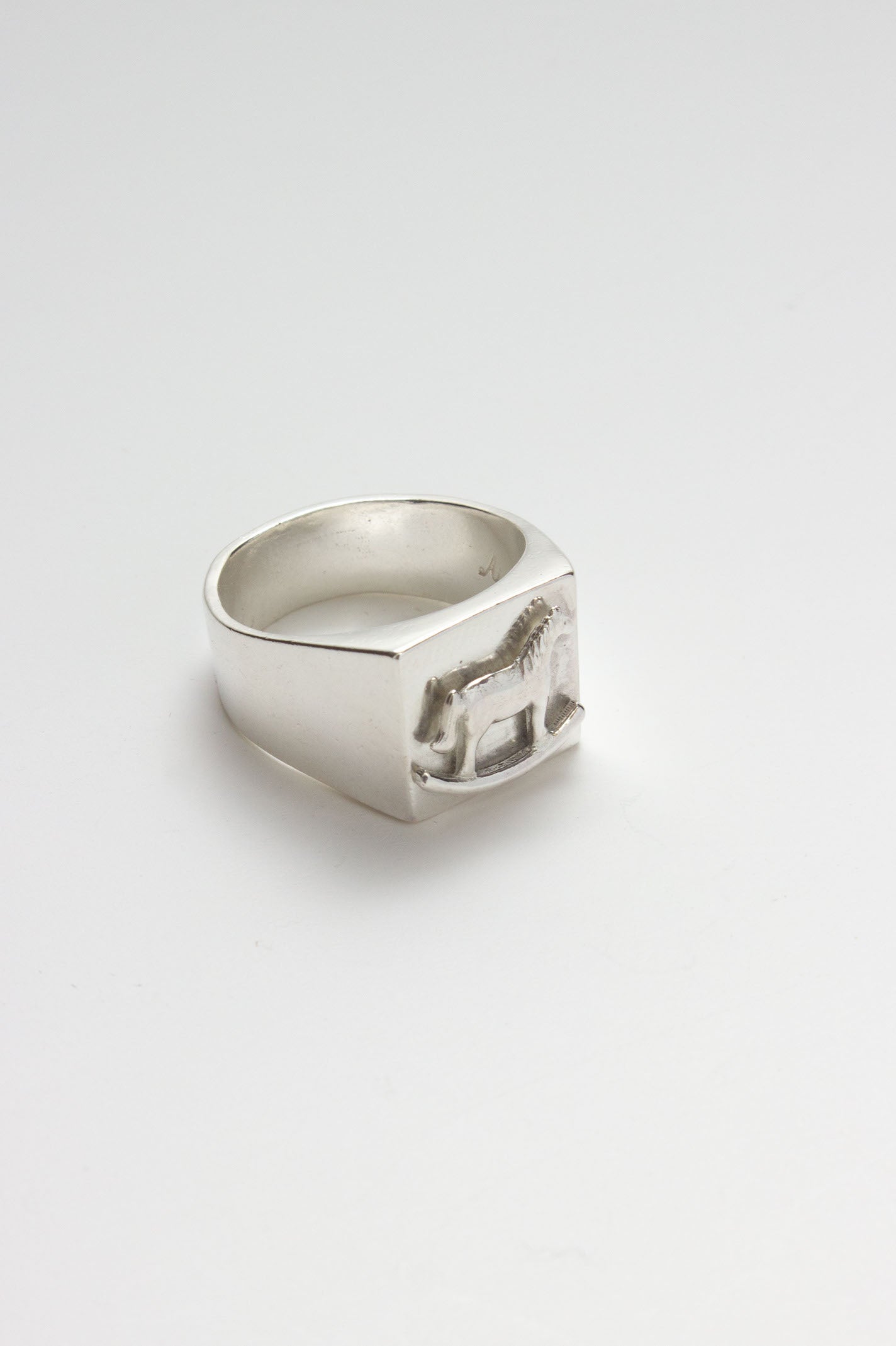 Aida Signet Ring with Rocking Horse