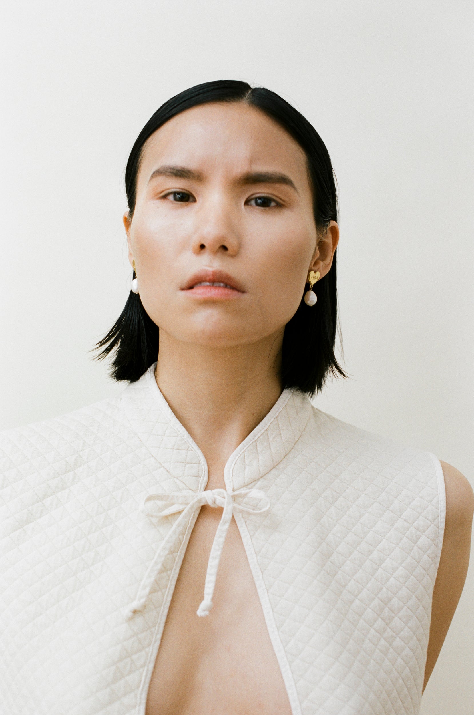 Aida Heart Pearl Earrings