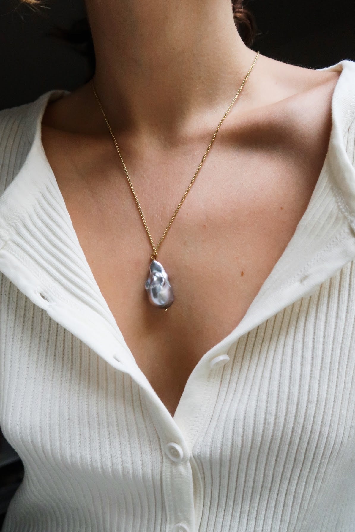 Baroque Pearl Pendant Necklace
