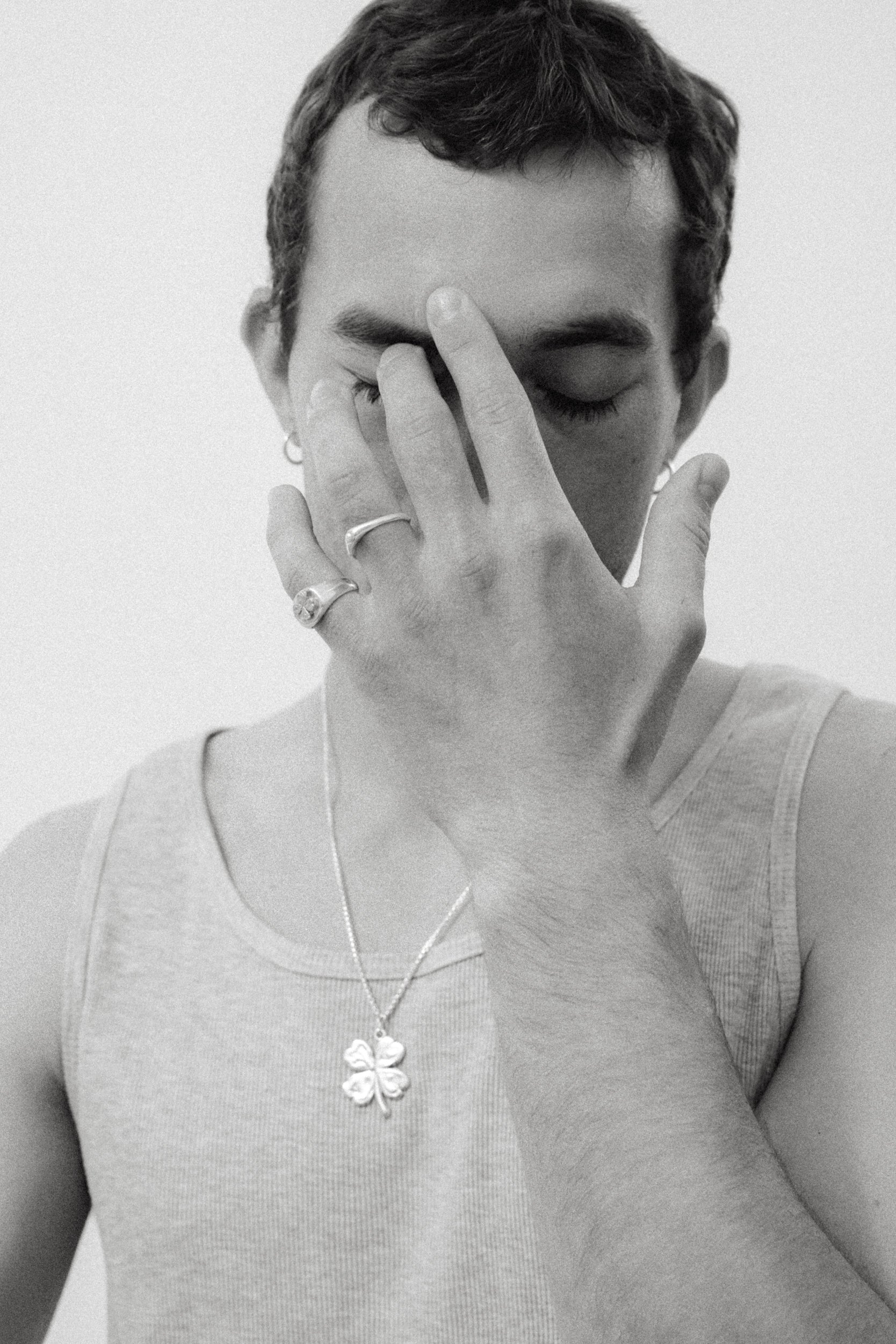 Aida Signet Ring with Lucky Clover