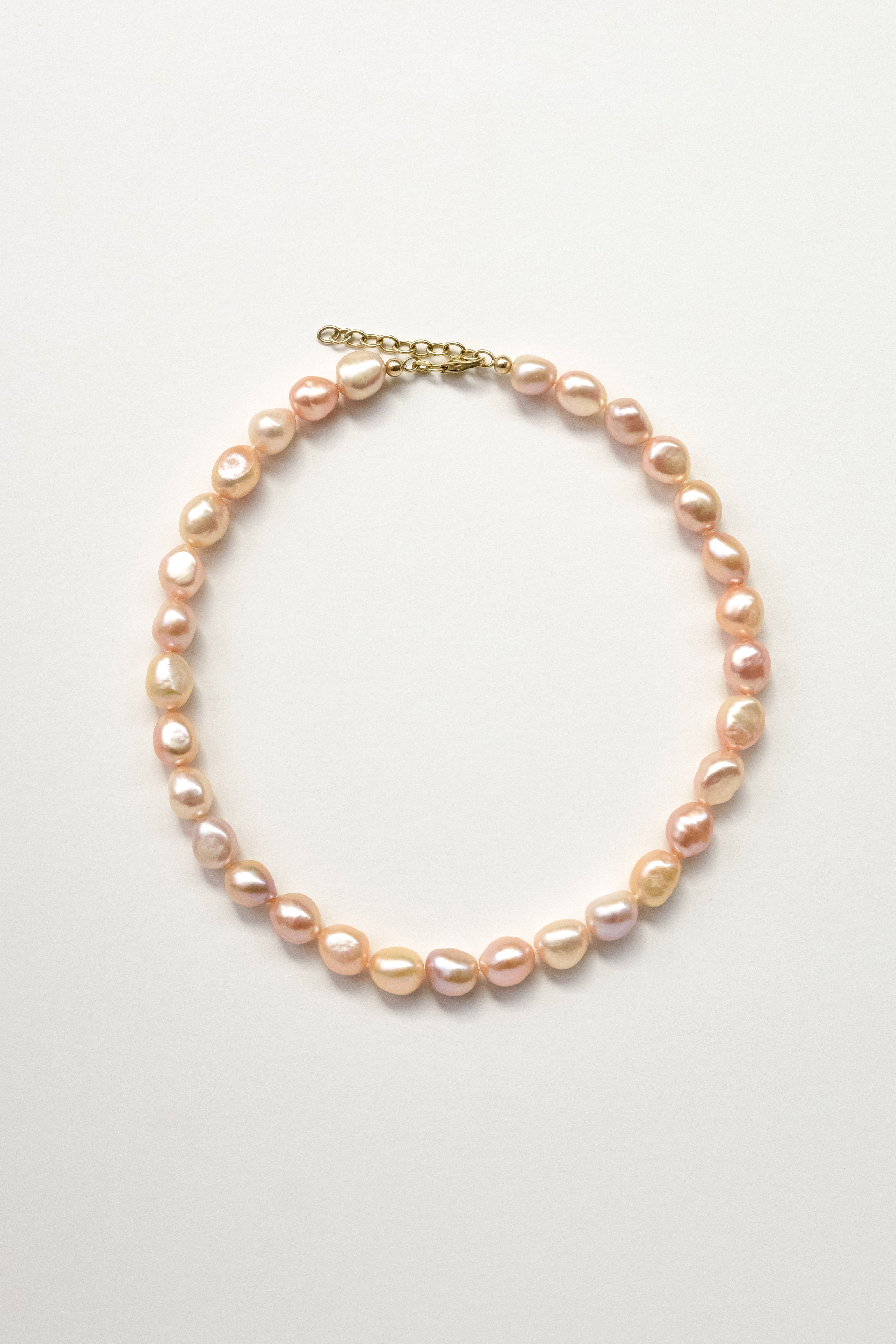 Pearl Necklace Peach (Moving Sale)