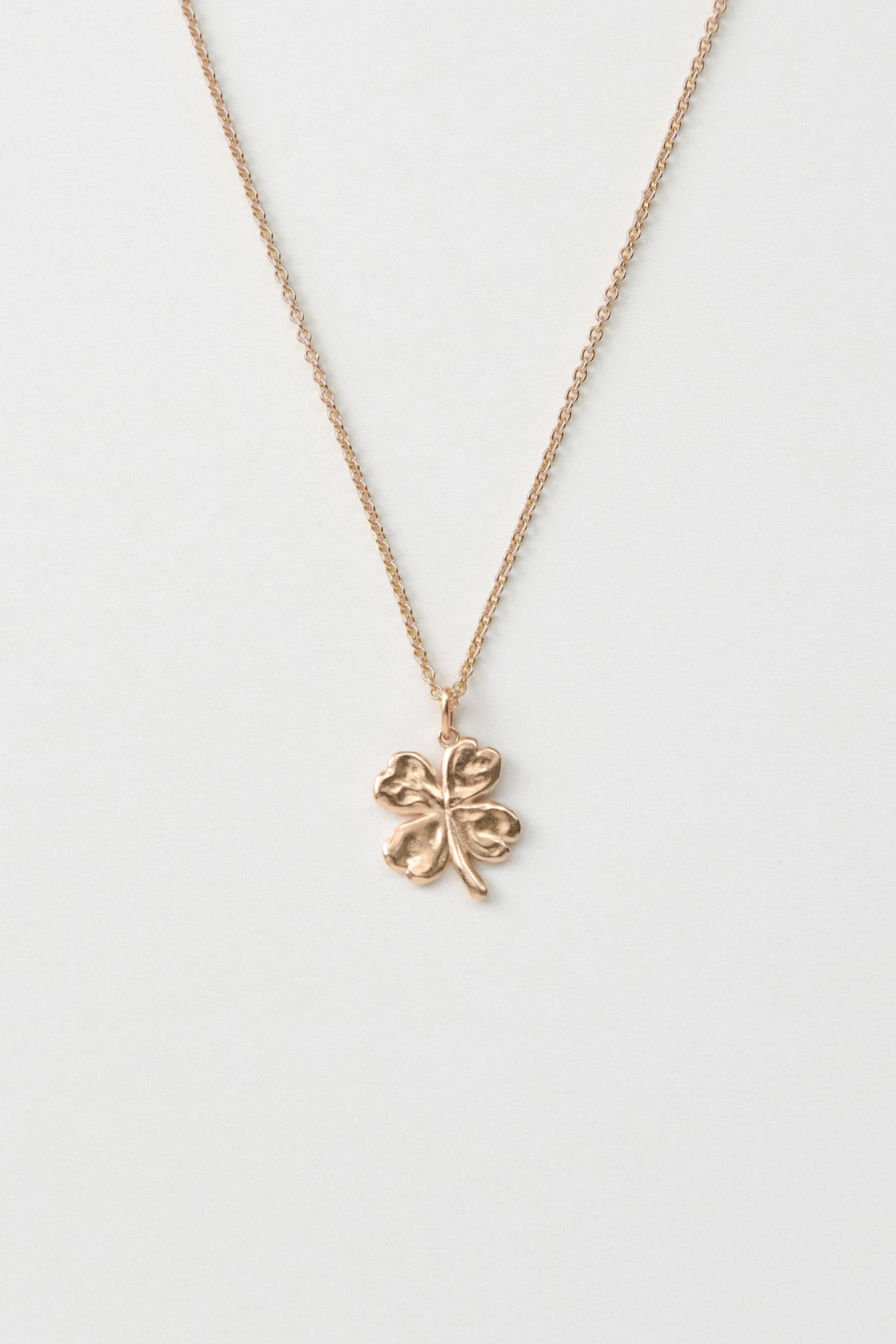 AIDA x Hypend Lucky Clover Necklace Recycled 14k Gold