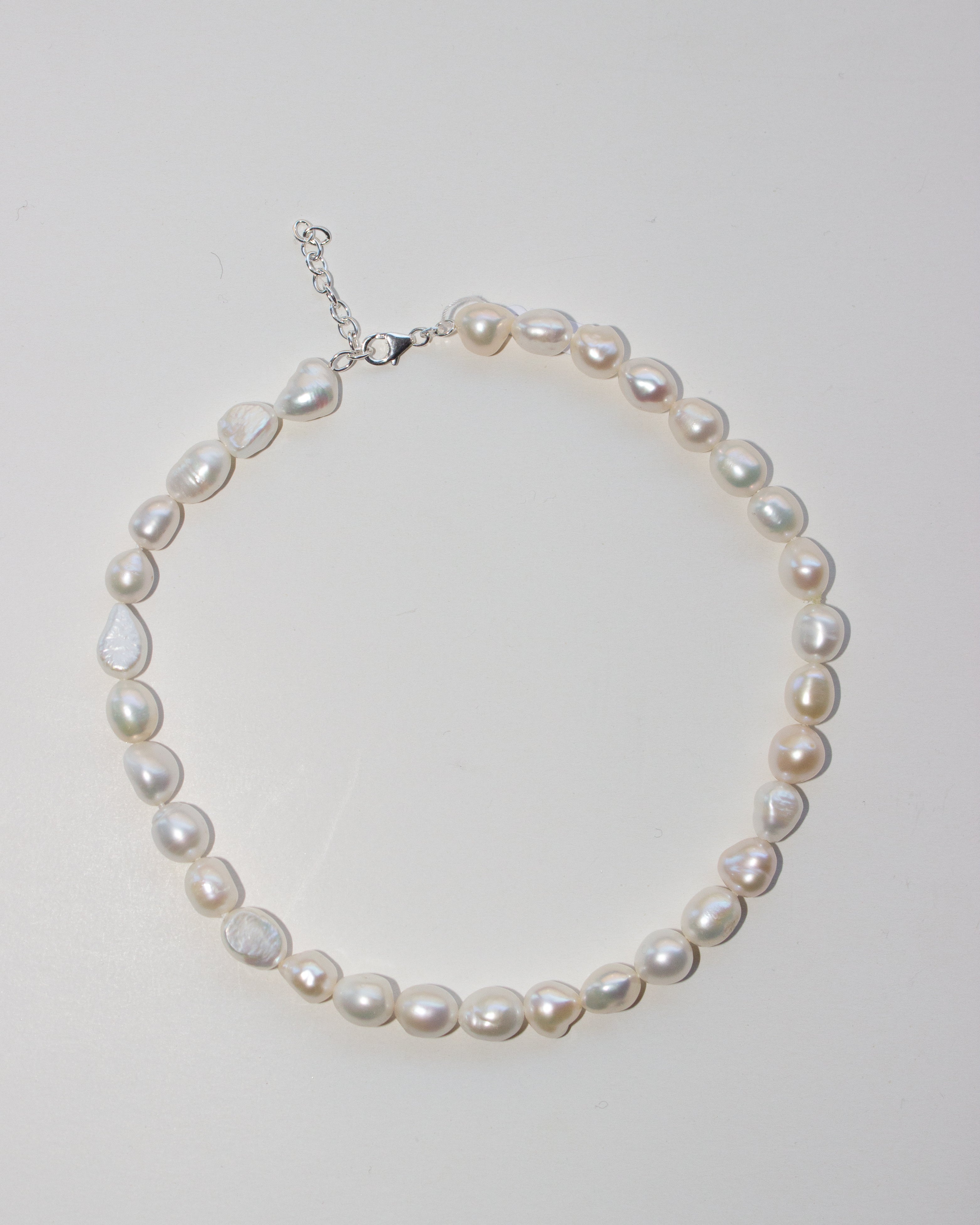 Pearl Necklace White (Moving Sale)