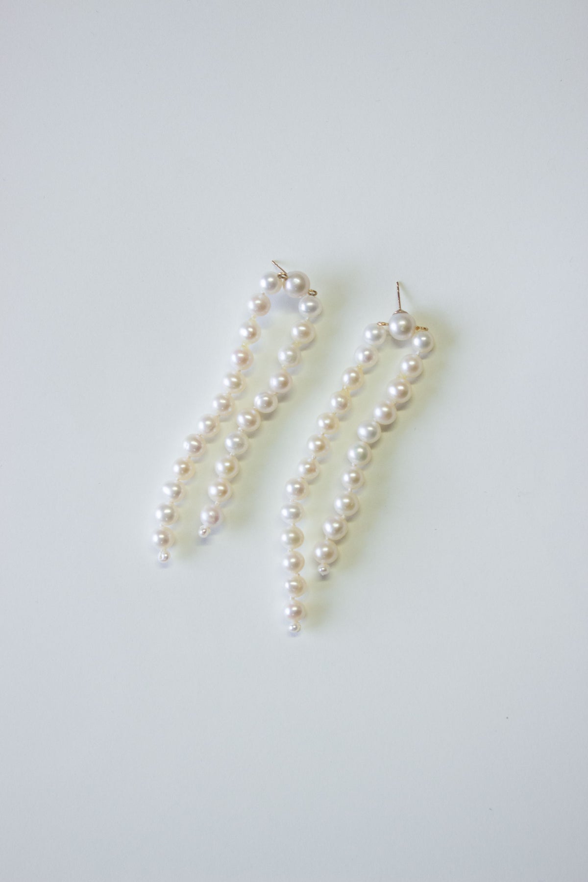 Archive Sale Earrings 03 (Esme with round pearls)