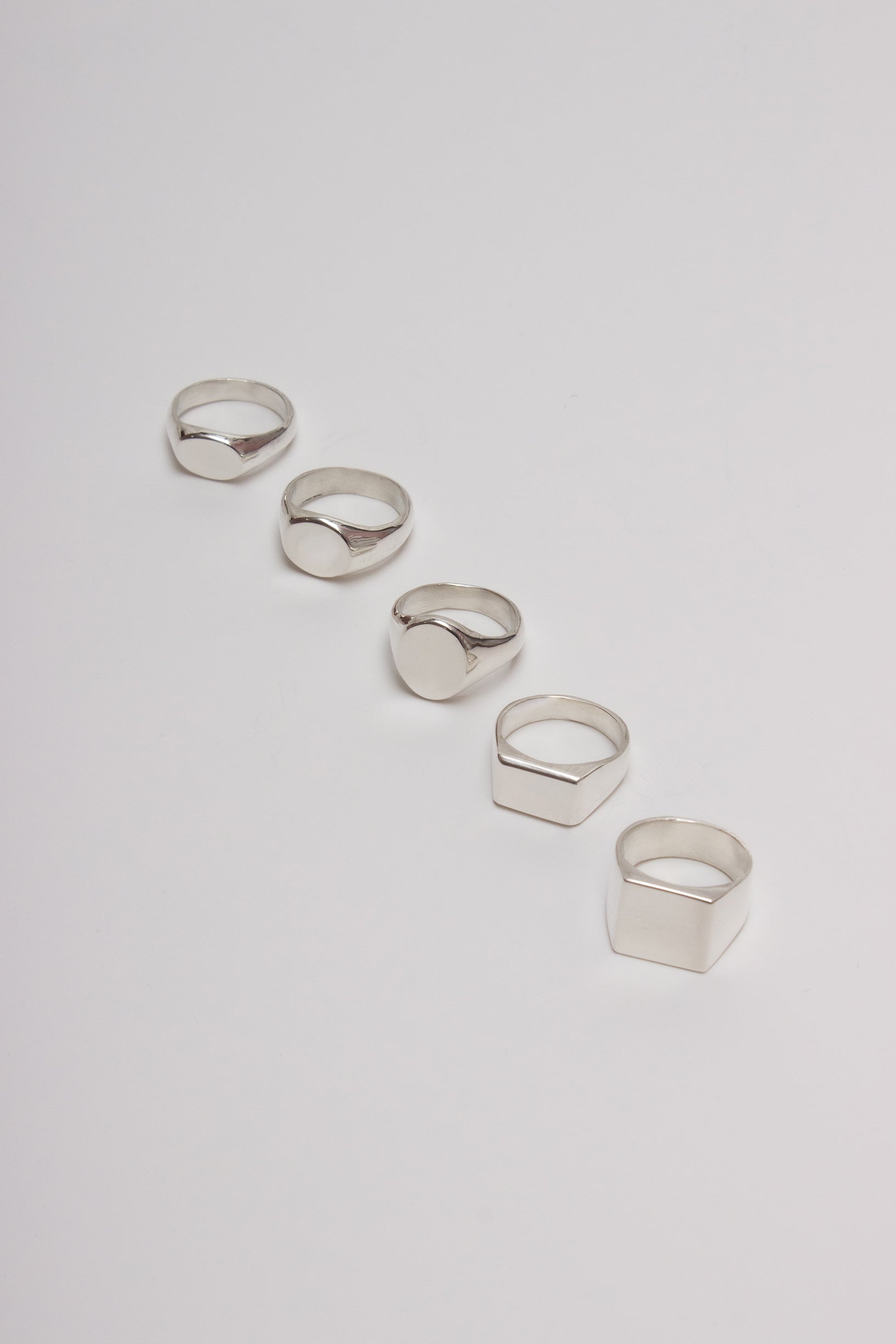 Aida Signet Ring