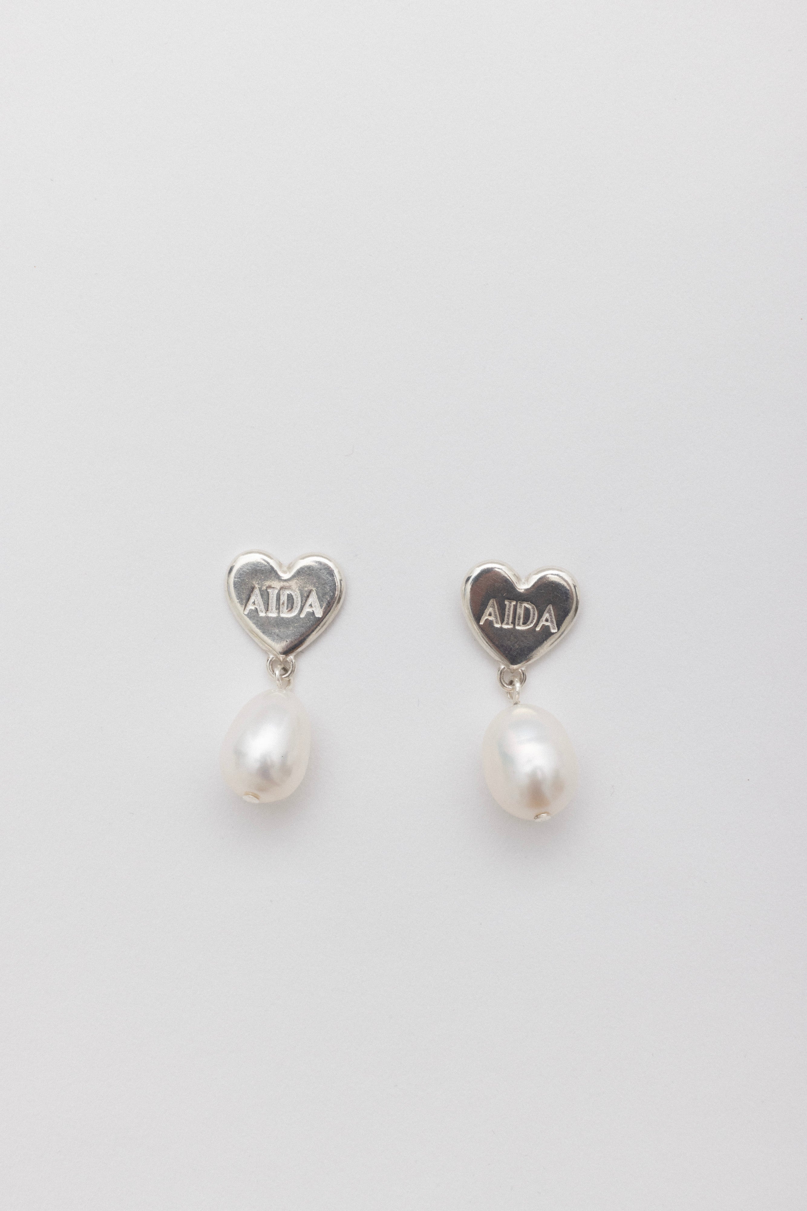 Aida Heart Pearl Earrings Silver